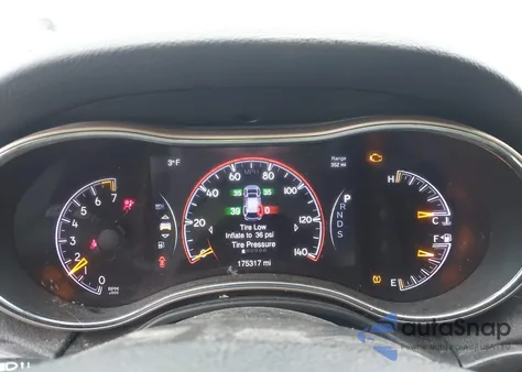 2015 Jeep Grand Cherokee Altitude from USA, damaged, VIN 1C4RJFAG3FC661788